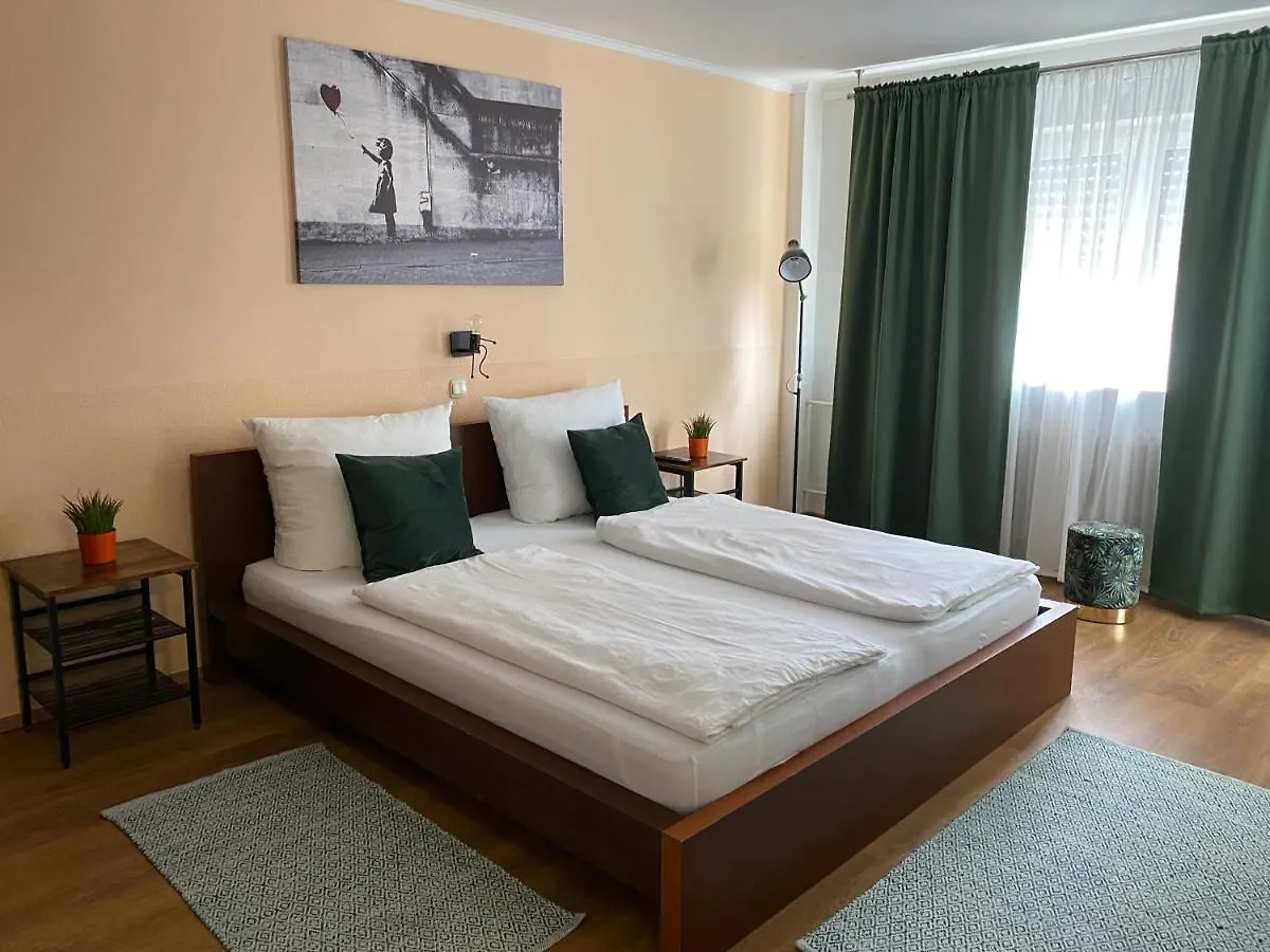 Hotel Am Hafen Mannheim Bed & Breakfast